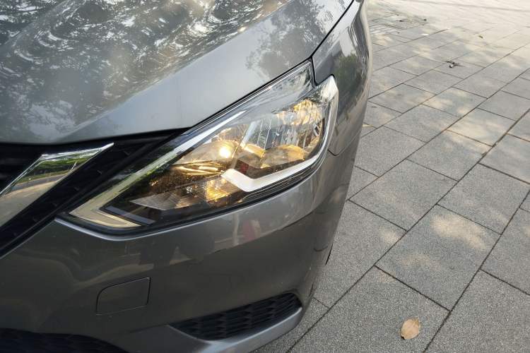 Used Nissan Sylphy 2022 Classic 1.6XE CVT Comfort Edition Left Front Headlight