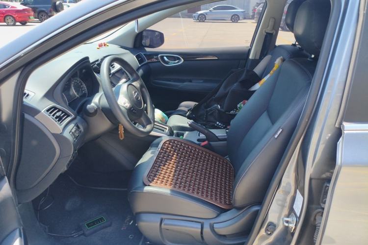 Used Nissan Sylphy 2022 Classic 1.6XL CVT Luxury Edition Left Front Seat