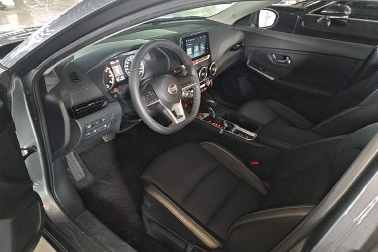 Used Nissan Sylphy 2022 1.6L XL CVT Enjoyment Edition Left Front Seat