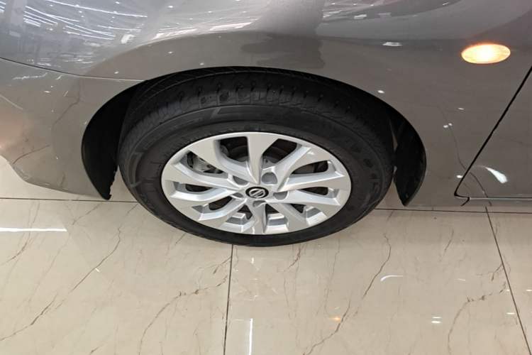 Used Nissan Sylphy 2022 Classic 1.6XL CVT Luxury Edition Left Front Wheel Hub