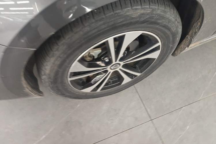 Used Nissan Sylphy 2022 e-POWER All-Electric Drive Pro Left Front Wheel Hub