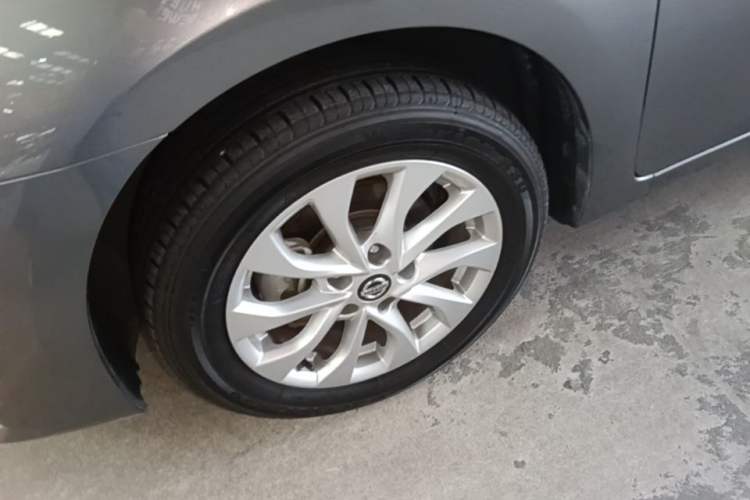 Used Nissan Sylphy 2022 Classic 1.6XL CVT Luxury Edition Left Front Wheel Hub