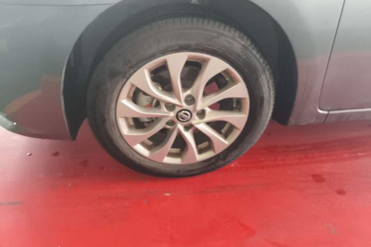 Used Nissan Sylphy 2022 Classic 1.6XL CVT Luxury Edition Left Front Wheel Hub