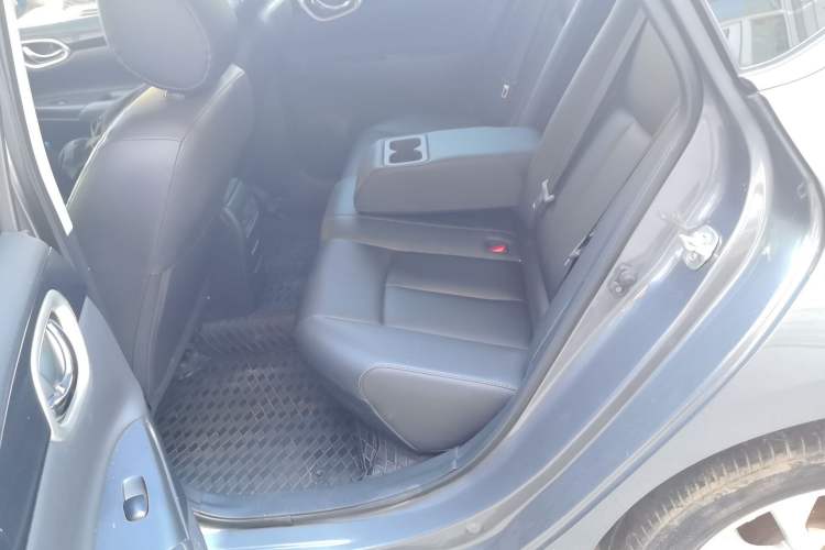 Used Nissan Sylphy 2022 Classic 1.6XL CVT Luxury Edition Left Rear Seat