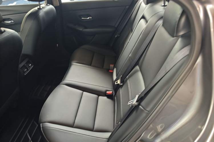 Used Nissan Sylphy 2022 1.6L XL CVT Enjoyment Edition Left Rear Seat