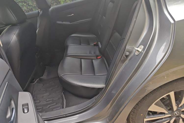 Used Nissan Sylphy 2022 Electric-Drive e-POWER Super Connect PLUS Left Rear Seat