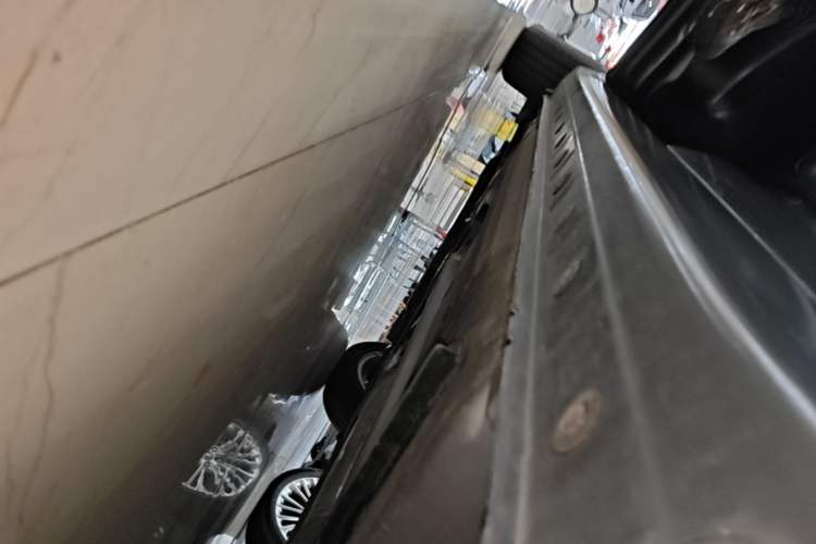 Used Nissan Sylphy 2022 Classic 1.6XL CVT Luxury Edition Left Side Sill