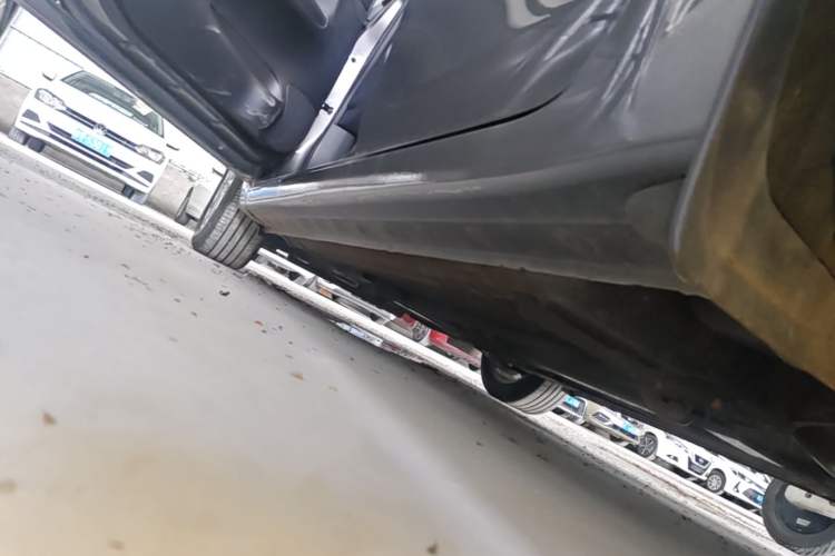 Used Nissan Sylphy 2022 Classic 1.6XE CVT Comfort Edition Left Side Sill
