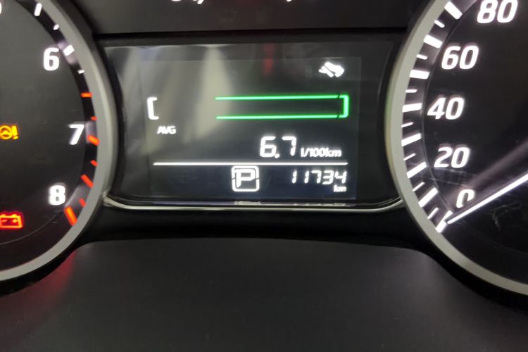 Used Nissan Sylphy 2022 Classic 1.6XE CVT Comfort Edition Odometer Close Up