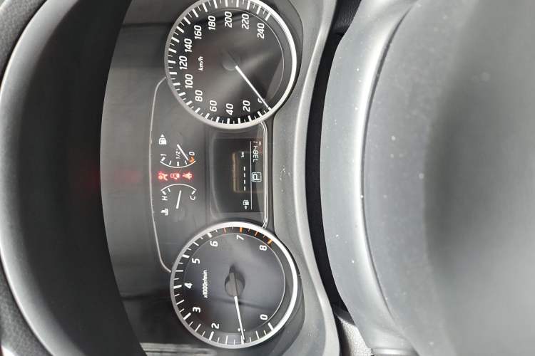 Used Nissan Sylphy 2022 Classic 1.6XE CVT Comfort Edition Odometer Close Up