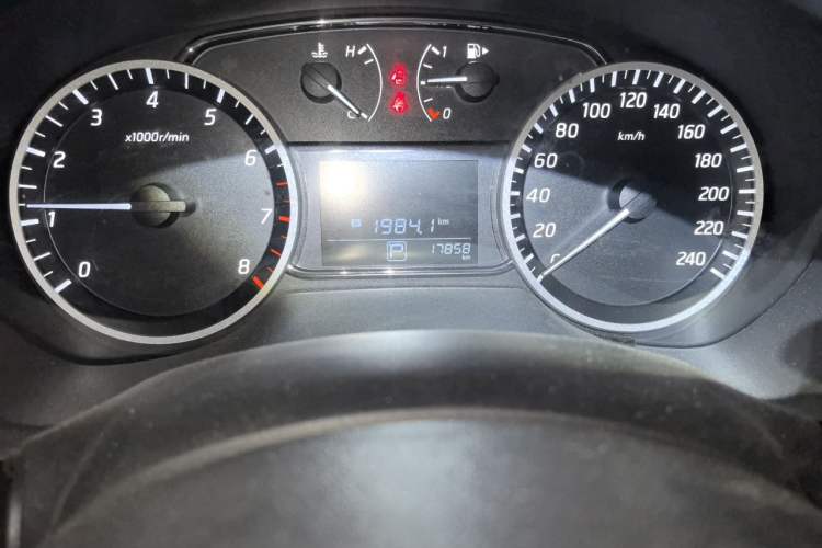 Used Nissan Sylphy 2022 Classic 1.6XE CVT Comfort Edition Odometer Close Up