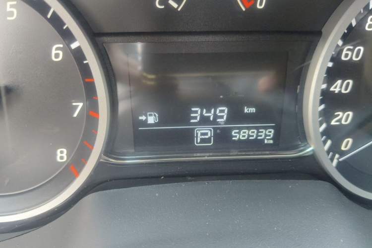 Used Nissan Sylphy 2022 Classic 1.6XE CVT Comfort Edition Odometer Close Up