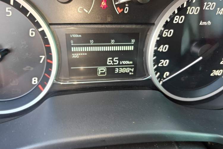 Used Nissan Sylphy 2022 Classic 1.6XE CVT Comfort Edition Odometer Close Up