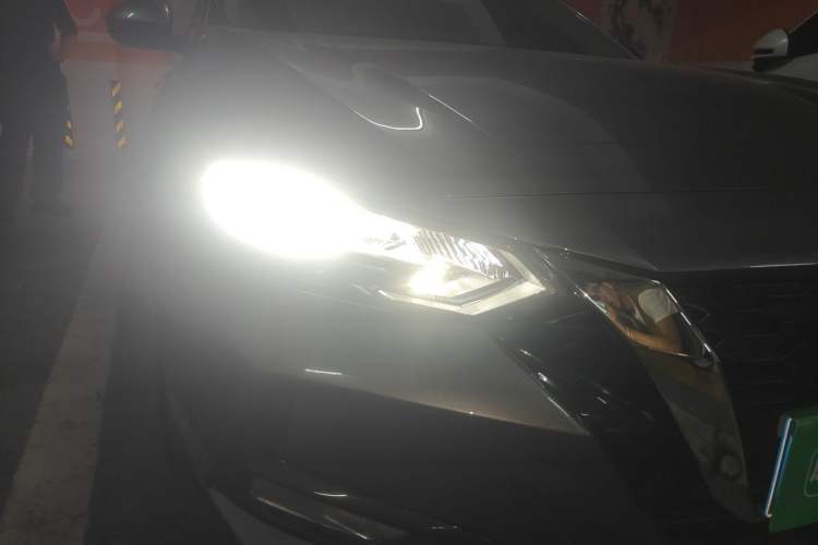Used Nissan Sylphy 2022 1.6L XL CVT Enjoyment Edition Right Front Headlight