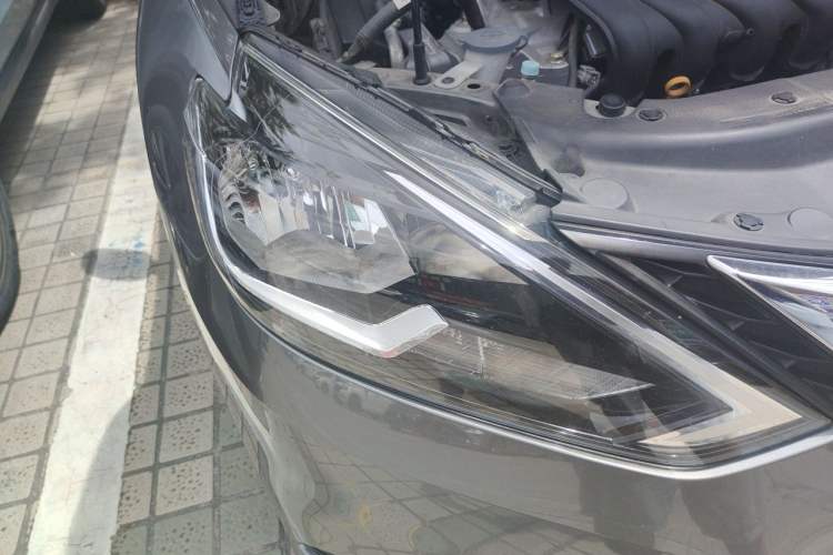 Used Nissan Sylphy 2022 Classic 1.6XE CVT Comfort Edition Right Front Headlight