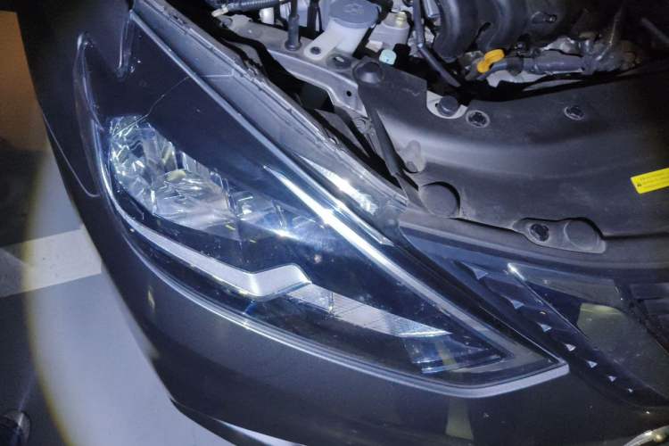 Used Nissan Sylphy 2022 Classic 1.6XE CVT Comfort Edition Right Front Headlight