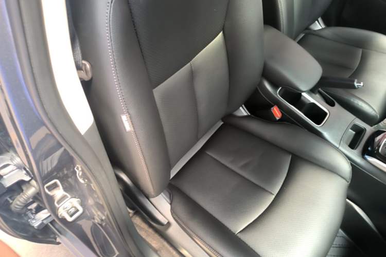 Used Nissan Sylphy 2022 Revised Version Classic 1.6XL CVT Luxury Edition Right Front Seat