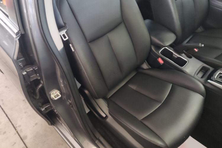Used Nissan Sylphy 2022 Classic 1.6XL CVT Luxury Edition Right Front Seat