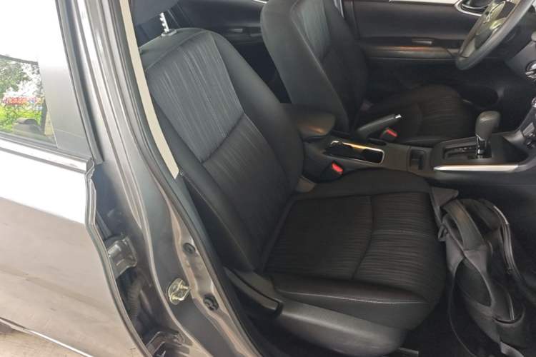 Used Nissan Sylphy 2022 Classic 1.6XE CVT Comfort Edition Right Front Seat