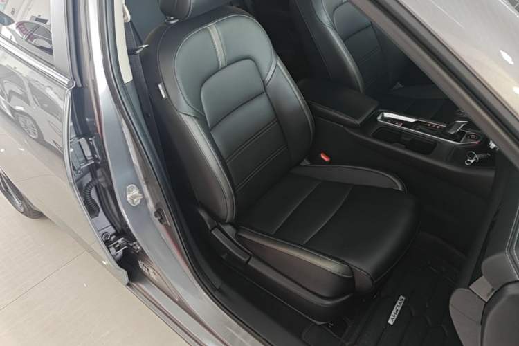 Used Nissan Sylphy 2022 1.6L XL CVT Enjoyment Edition Right Front Seat