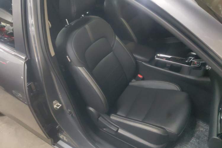 Used Nissan Sylphy 2022 1.6L XL CVT Enjoyment Edition Right Front Seat