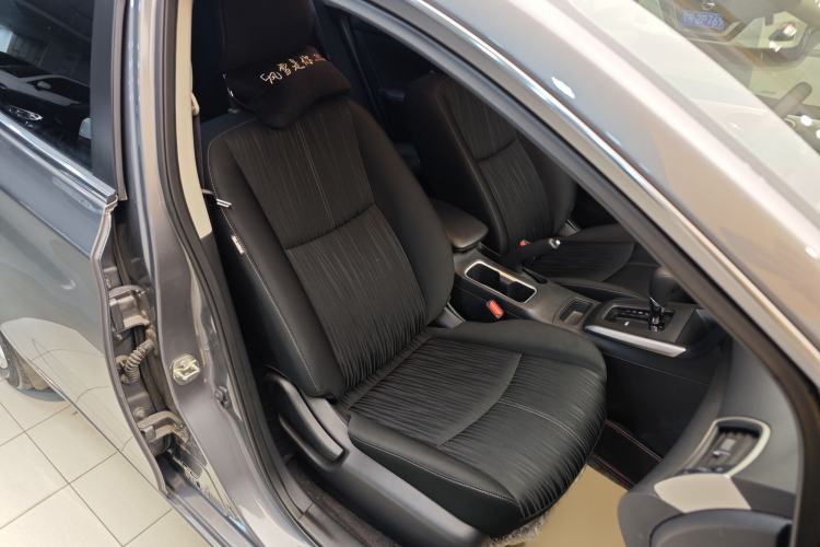 Used Nissan Sylphy 2022 Classic 1.6XE CVT Comfort Edition Right Front Seat