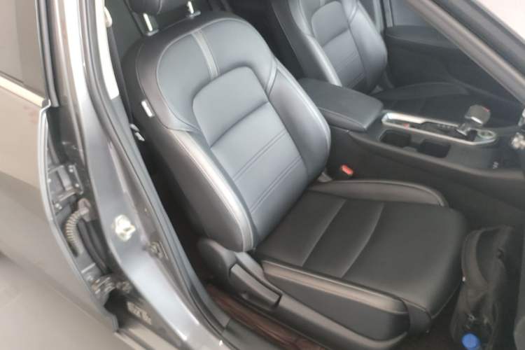 Used Nissan Sylphy 2022 1.6L XL CVT Enjoyment Edition Right Front Seat