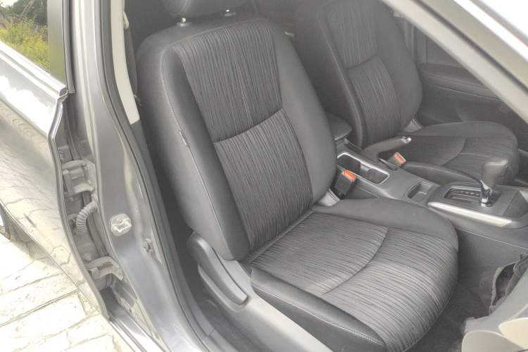 Used Nissan Sylphy 2022 Classic 1.6XE CVT Comfort Edition Right Front Seat