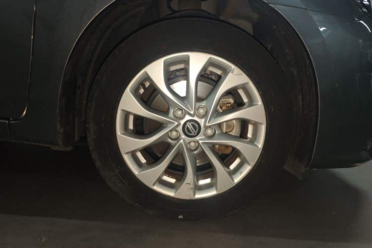 Used Nissan Sylphy 2022 Classic 1.6XL CVT Luxury Edition Right Front Wheel Hub