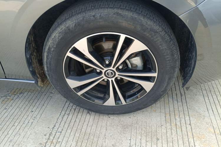 Used Nissan Sylphy 2022 1.6L XL CVT Smart Enjoyment Version Right Front Wheel Hub