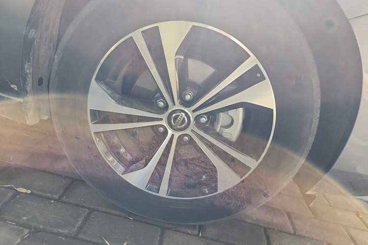 Used Nissan Sylphy 2022 1.6L XL CVT Smart Enjoyment Version Right Front Wheel Hub