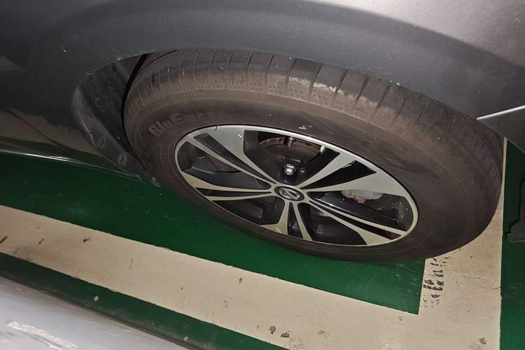 Used Nissan Sylphy 2022 1.6L XL CVT Enjoyment Edition Right Front Wheel Hub