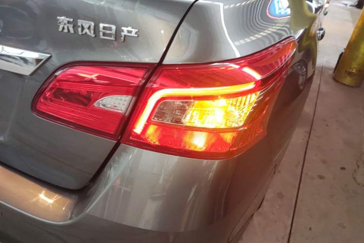 Used Nissan Sylphy 2022 Classic 1.6XL CVT Luxury Edition Right Rear Taillight