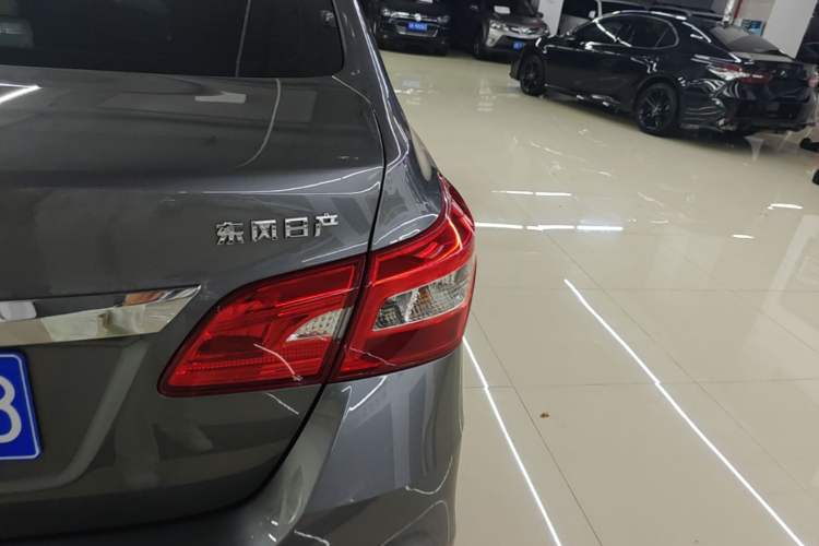 Used Nissan Sylphy 2022 Classic 1.6XL CVT Luxury Edition Right Rear Taillight