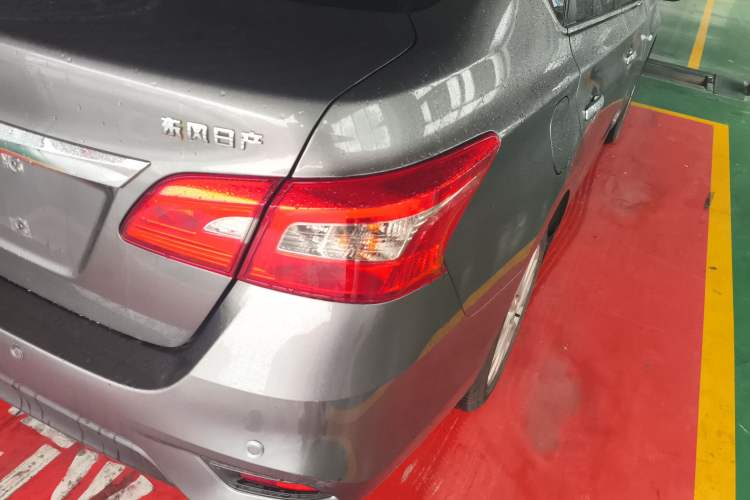 Used Nissan Sylphy 2022 Classic 1.6XL CVT Luxury Edition Right Rear Taillight