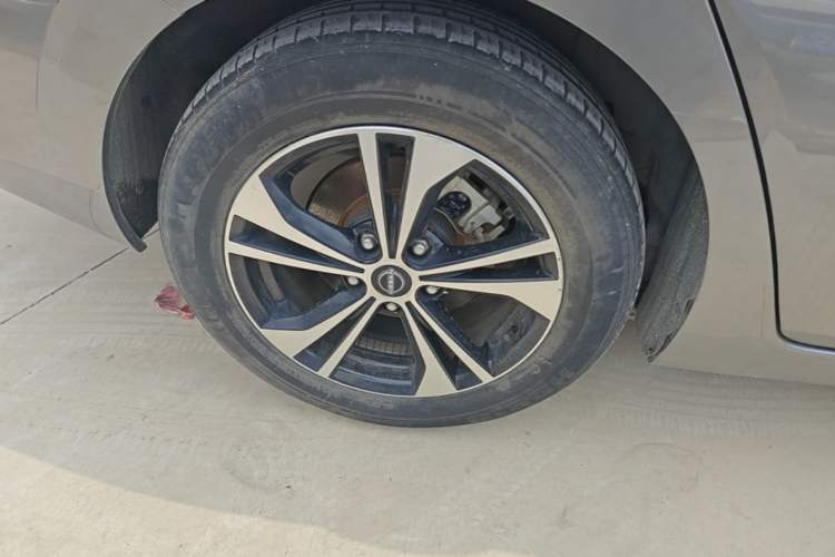 Used Nissan Sylphy 2022 All-Electric e-POWER Version with Large Display Right Rear Wheel Hub