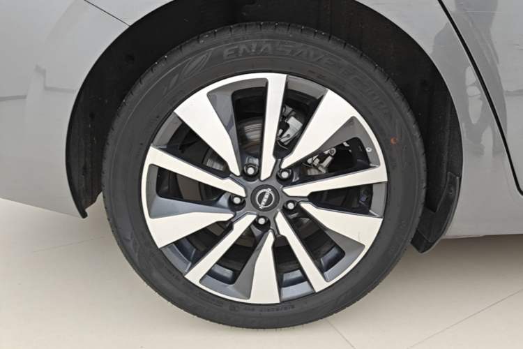 Used Nissan Sylphy 2022 e-POWER MAX with Advanced Electric Drive Autopilot Right Rear Wheel Hub