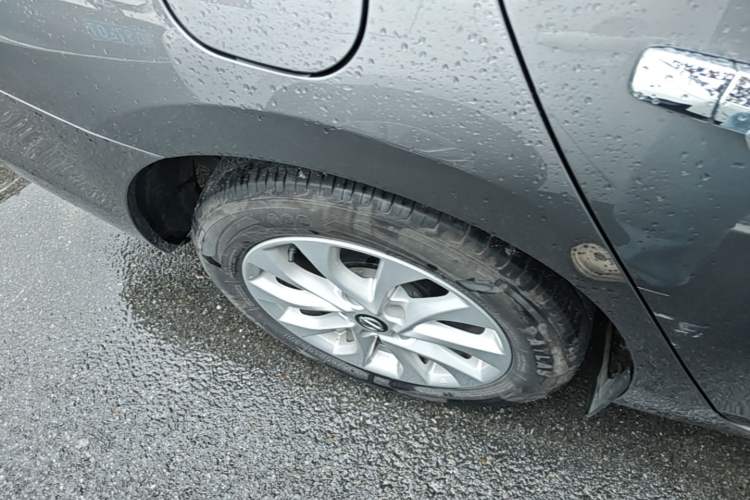 Used Nissan Sylphy 2022 Classic 1.6XE CVT Comfort Edition Right Rear Wheel Hub