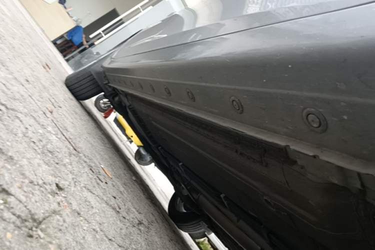 Used Nissan Sylphy 2022 Classic 1.6XE CVT Comfort Edition Right Side Sill