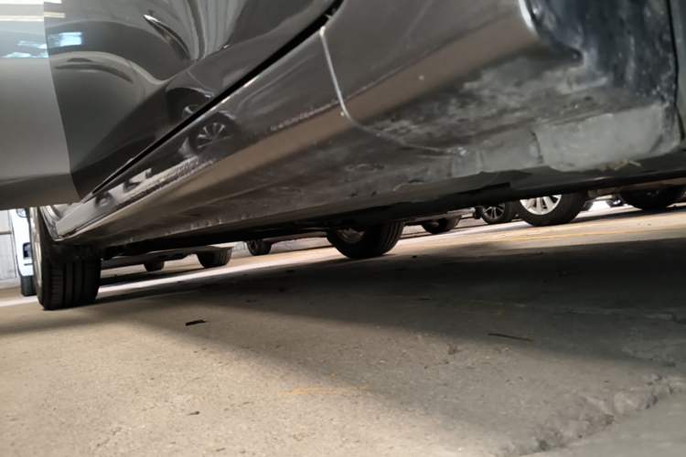 Used Nissan Sylphy 2022 Classic 1.6XE CVT Comfort Edition Right Side Sill
