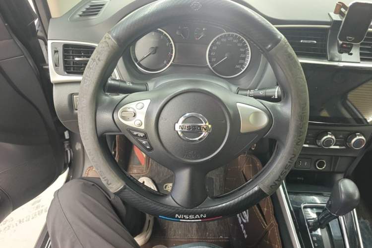 Used Nissan Sylphy 2022 Classic 1.6XL CVT Luxury Edition Steering Wheel