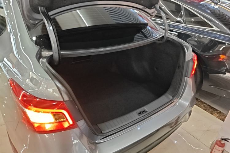 Used Nissan Sylphy 2022 Classic 1.6XL CVT Luxury Edition Trunk