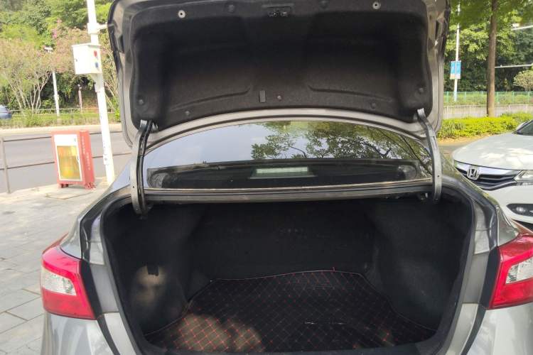 Used Nissan Sylphy 2022 Classic 1.6XE CVT Comfort Edition Trunk
