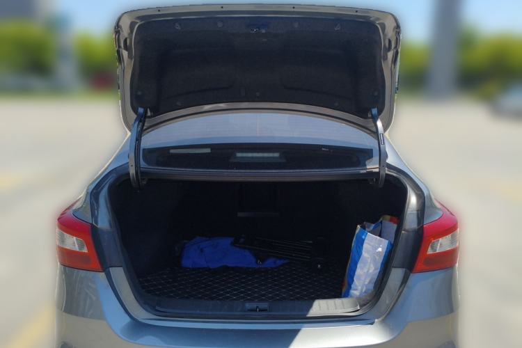 Used Nissan Sylphy 2022 Classic 1.6XL CVT Luxury Edition Trunk
