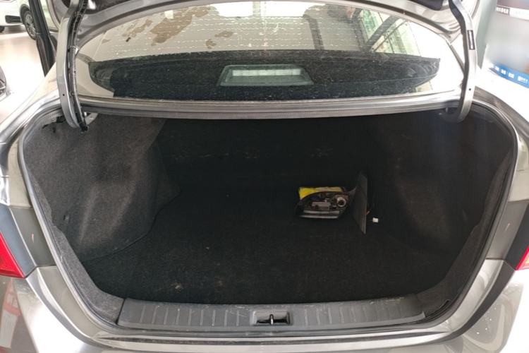 Used Nissan Sylphy 2022 Classic 1.6XE CVT Comfort Edition Trunk