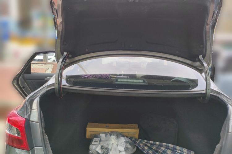 Used Nissan Sylphy 2022 Classic 1.6XE CVT Comfort Edition Trunk