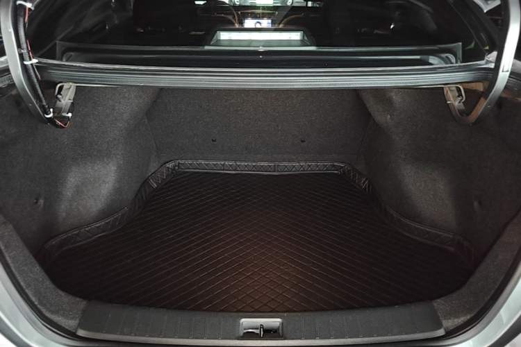 Used Nissan Sylphy 2022 Classic 1.6XE CVT Comfort Edition Trunk