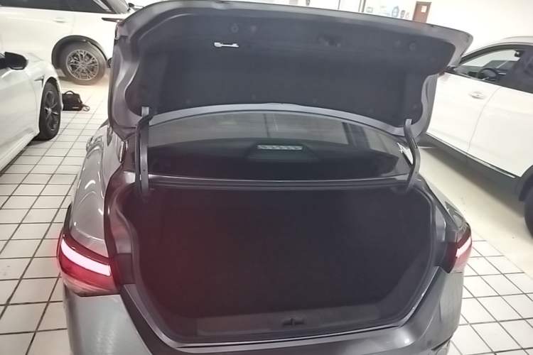 Used Nissan Sylphy 2022 1.6L XL CVT Enjoyment Edition Trunk