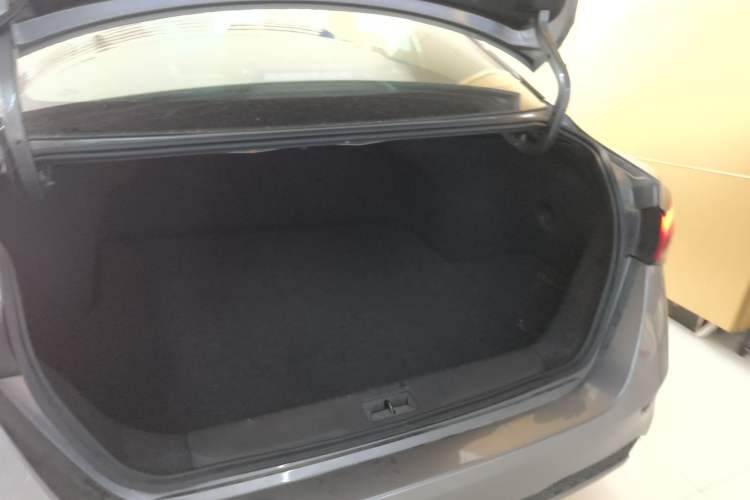Used Nissan Sylphy 2022 1.6L XL CVT Enjoyment Edition Trunk