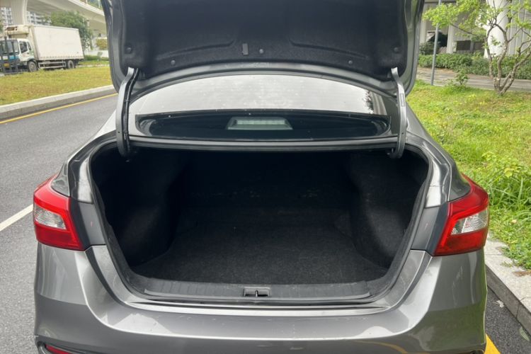 Used Nissan Sylphy 2022 Classic 1.6XE CVT Comfort Edition Trunk